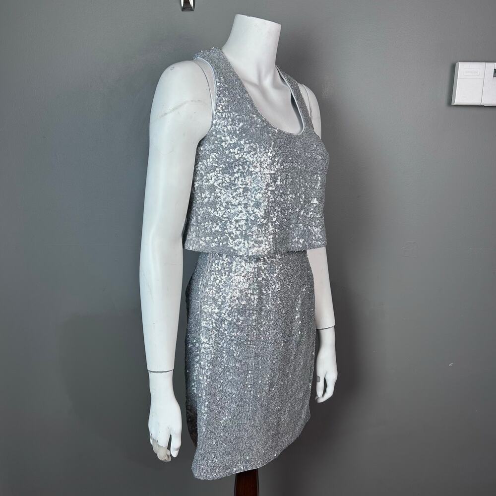 Laundry Shelli dress size 2 silver sequin NWT tank bodycon holiday metallic prom